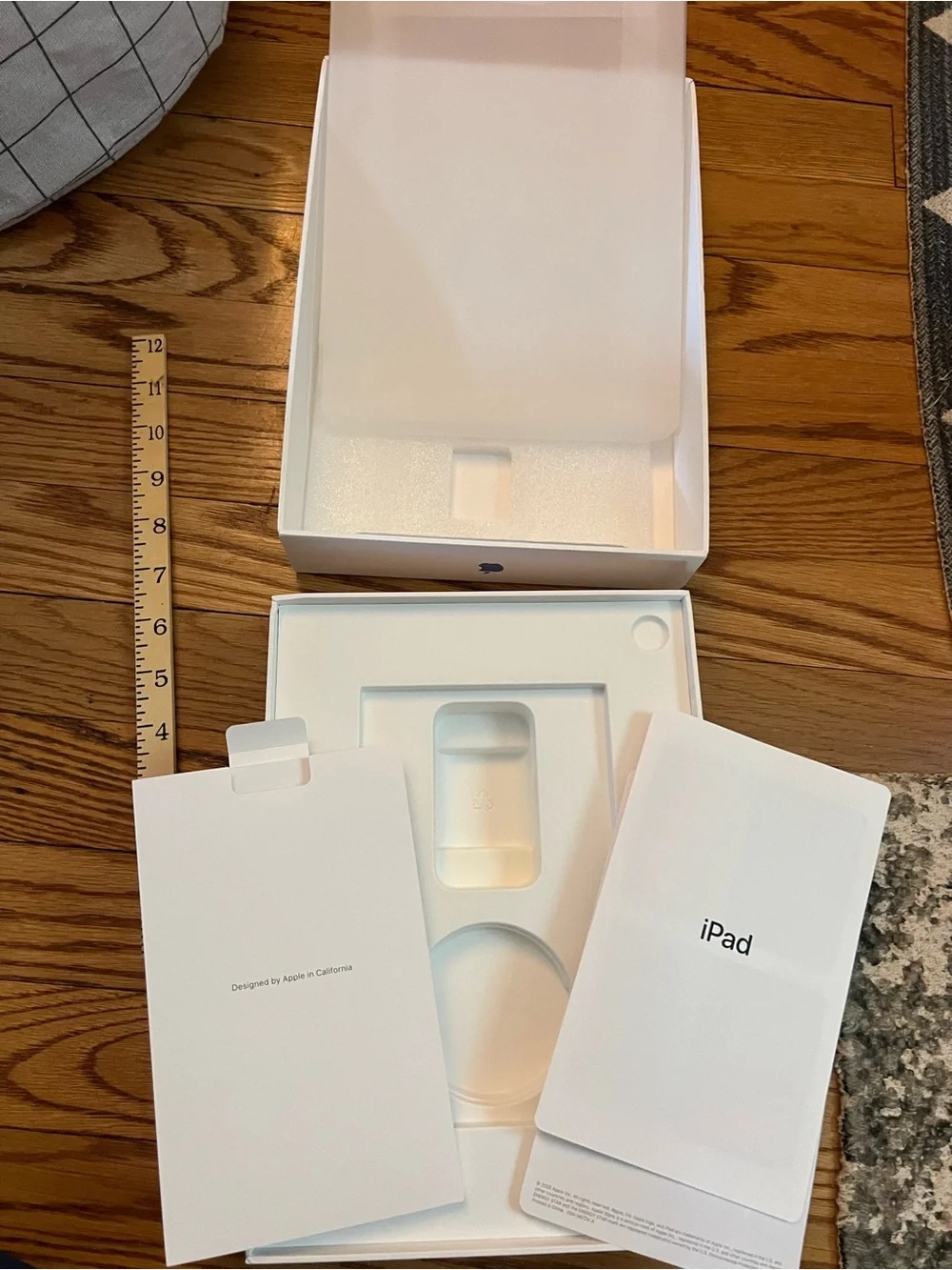 BOX ONLY Apple iPad Box - 2025 A16